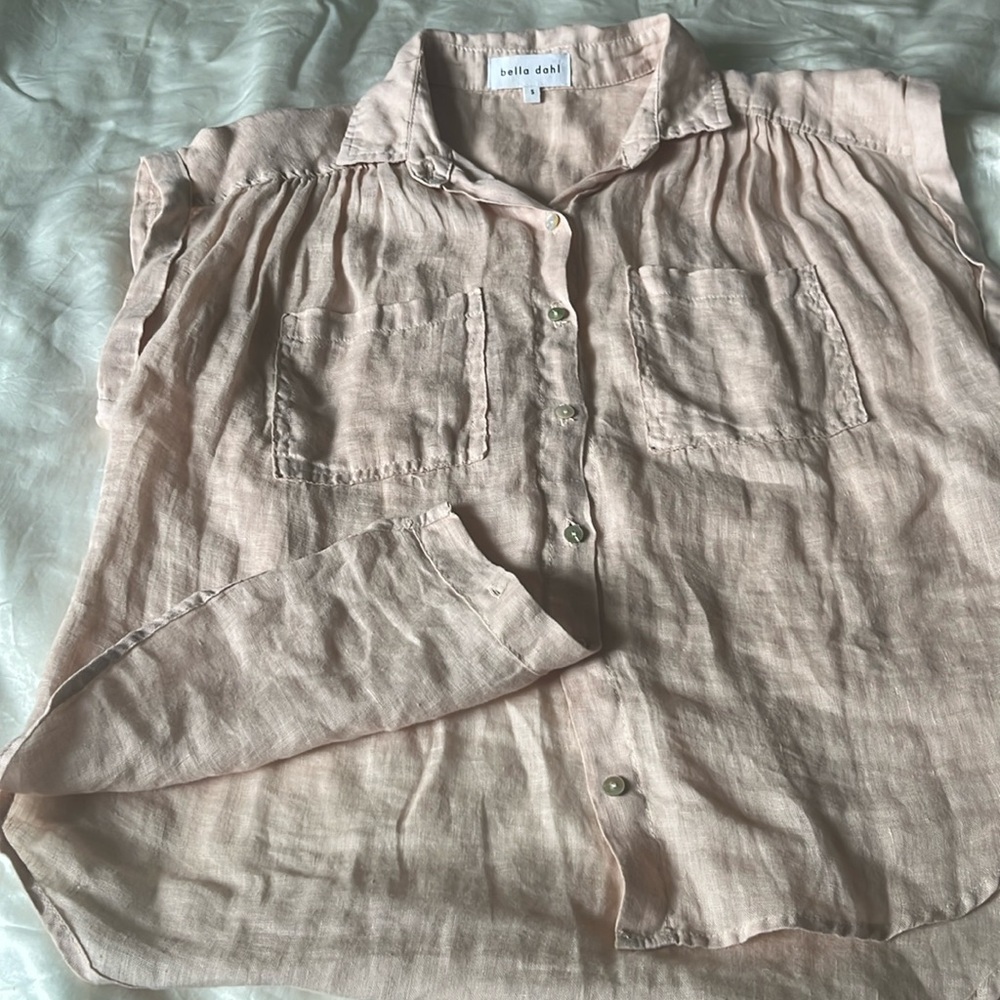 Bella Dahl Cap Sleeve Button Down shirt two pocket front pink - Picture 6 of 9